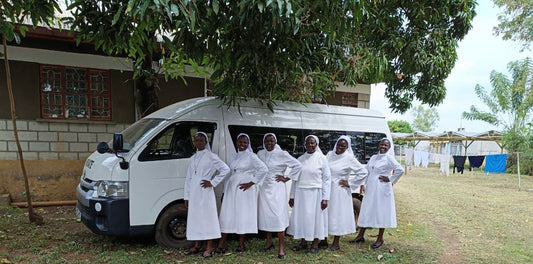 Ein neuer Bus für die Missionsstation Nyangoma in Kenia